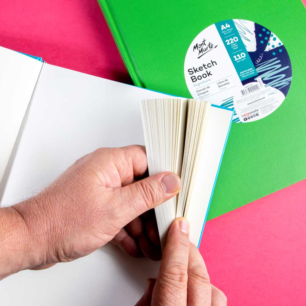 Sketch Book Signature A4 220 Pages 110gsm