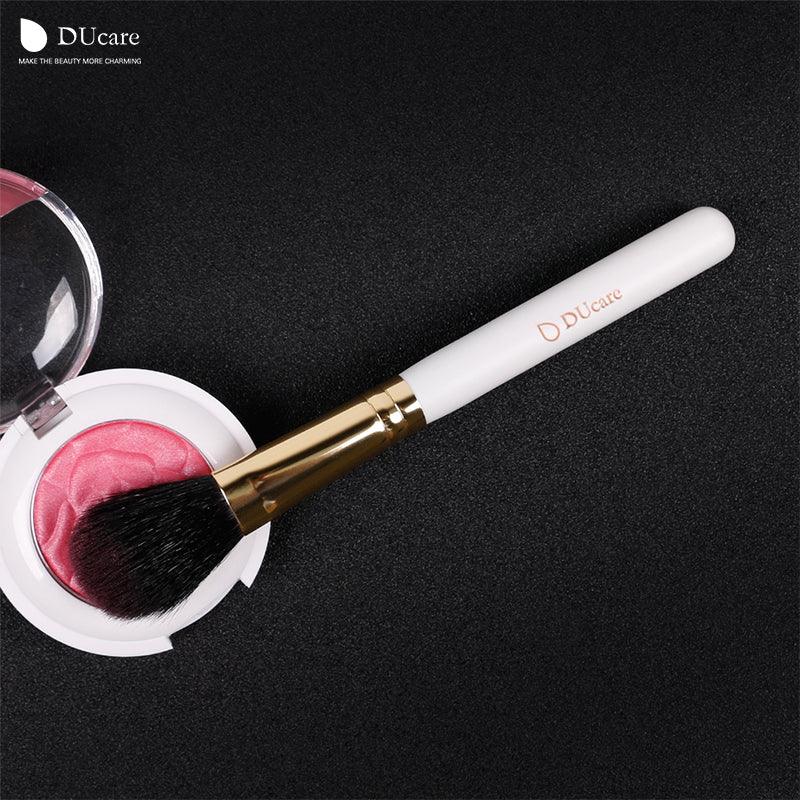 DUcare Face Powder Blush Brush - Glowish